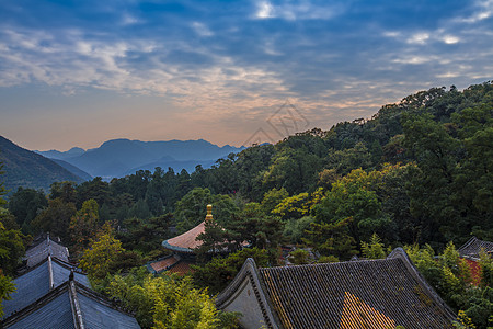 秋意.潭柘寺背景图片