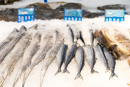 超市商场里的海鲜水产背景图片