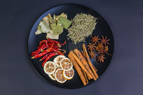 香料平铺静物拍摄图片