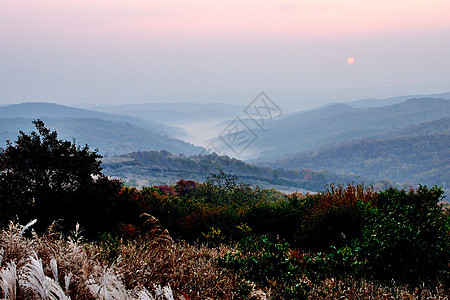 陕北黄龙山风光背景图片