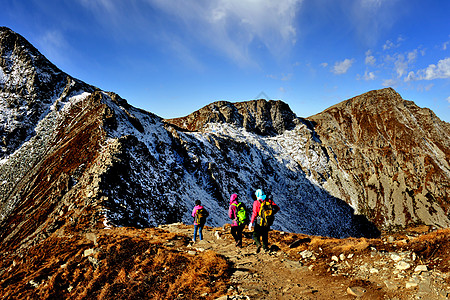 秦岭太白山图片