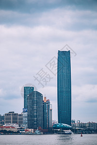 阴天天空上海滩外景背景