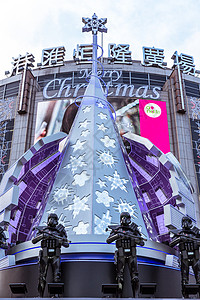 圣诞节商场装扮科技圣诞树图片