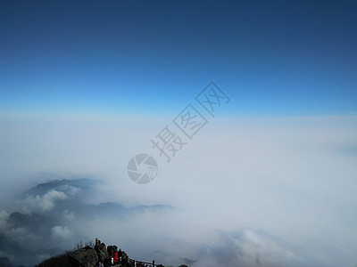 峨眉山云海日出图片