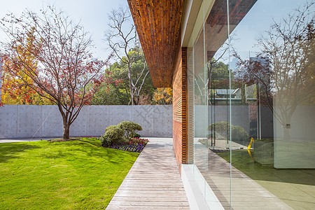 阳光绿地舒适设计庭院背景图片