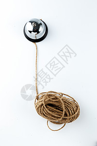 一捆电线一捆棕色的细麻绳背景
