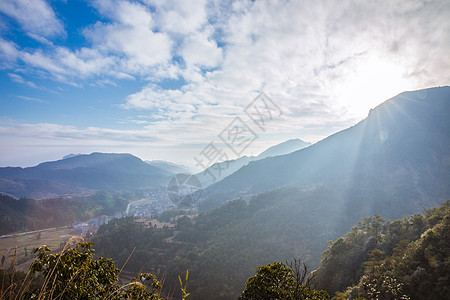 意境山峰大气山脉田园乡村风光背景