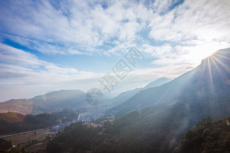 大气山脉田园乡村风光图片