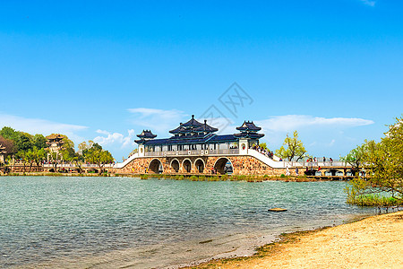 太湖长春廊桥背景图片