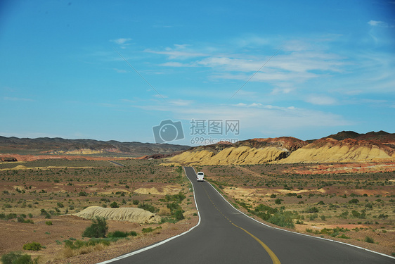 望不到头的公路图片