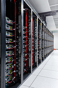 大数据计算服务器机架和数据线背景