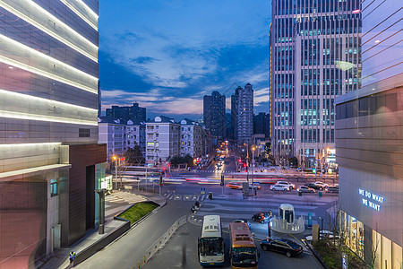 汽车 大气城市夜景大气建筑车流背景