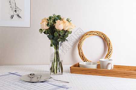 桌面布置 花艺插花 玫瑰图片