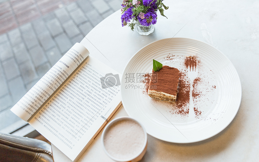 咖啡馆清新书本咖啡甜品桌面图片