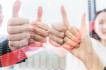 金融APP引导页商务团队竖起拇指为指标点赞设计图片