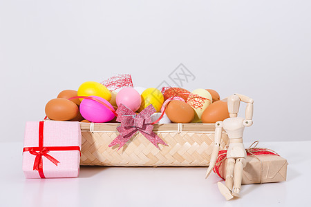 复活节惊喜篮子彩蛋礼物高清图片