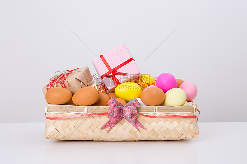 复活节惊喜篮子彩蛋礼物图片