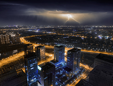 航拍下的城市夜景高清图片