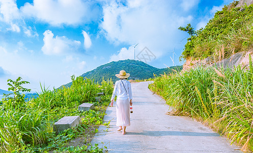 小清新风景象山旅行女性背影背景