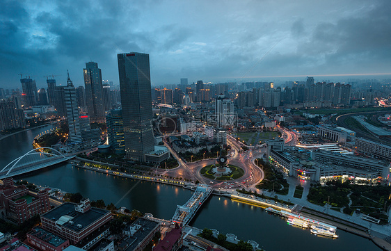 天津海河广场世纪钟风光摄影图片