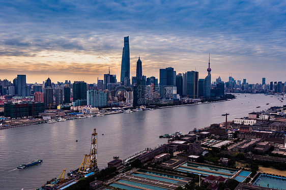 上海爬楼风光建筑摄影图片