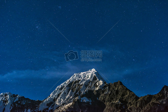 雪山星空图片