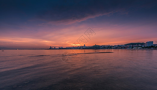 夕阳海湾图片