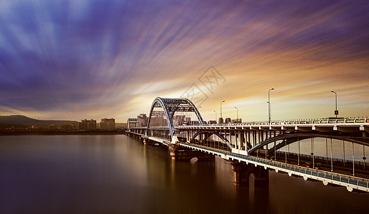 大桥与城市航拍高清图片