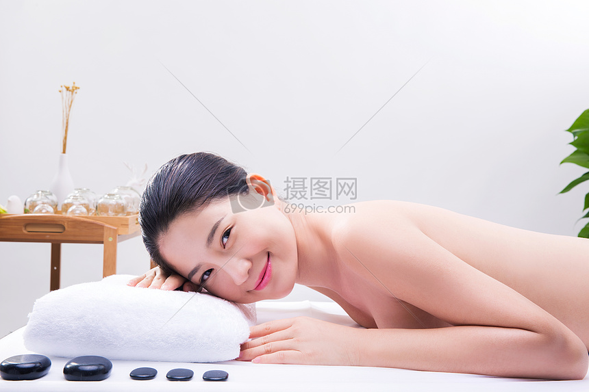 美容养生环境甜美美女spa留白图片