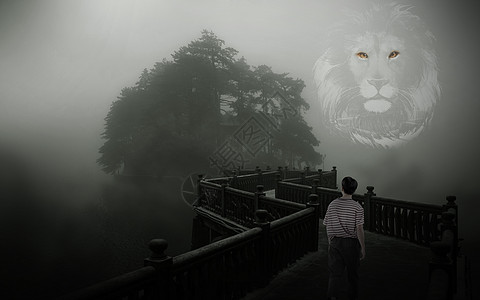 行走在大雾中的路人背景图片