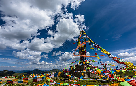 经幡飘扬经幡翻飞背景