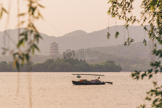 杭州西湖清晨图片
