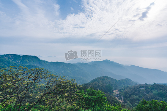 莫干山顶峰拍摄图片