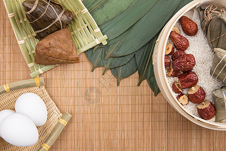 端午节竹垫上食品背景背景图片