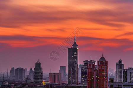 天津城市上空的火烧云图片