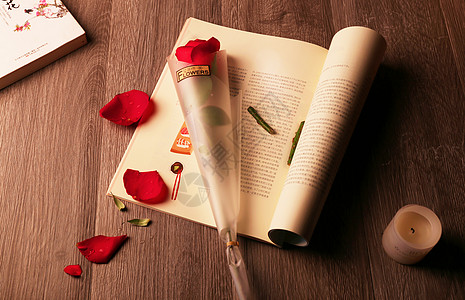 情人节礼物玫瑰花，情人节背景