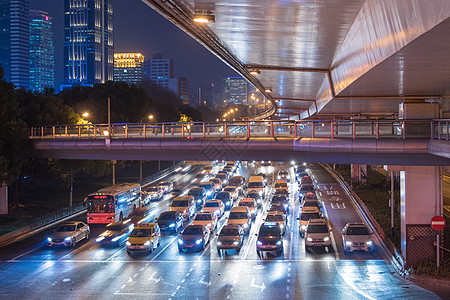 高架下城市车流夜景图片