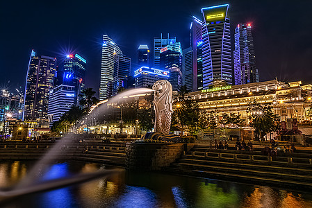 新加坡建筑风景新加坡鱼尾狮夜景背景