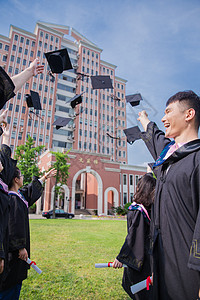 文艺女毕业季青春大学生们扔学士帽背景