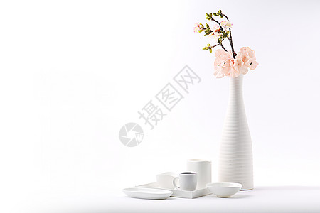 陶瓷盘子白色花瓶器皿静物背景