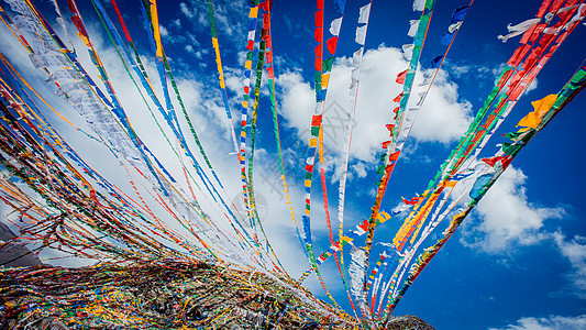 西藏的天空背景图片