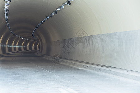 宽广延伸隧道公路素材图片