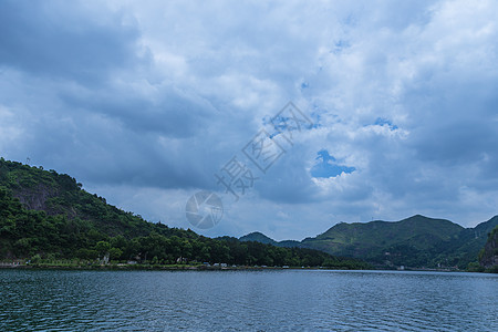 清新自然大气清澈楠溪江风景图片