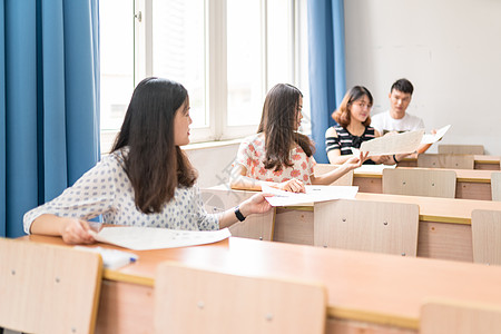 学校学习毕业考试图片