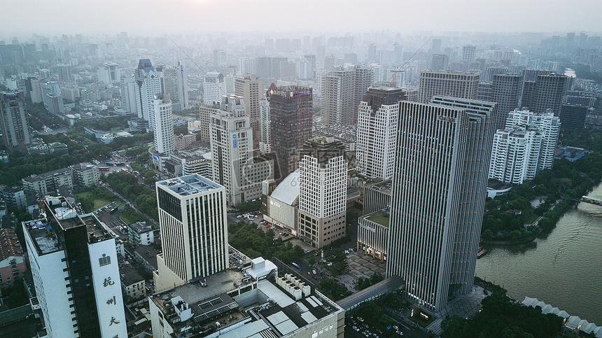 鸟瞰城市全景图片