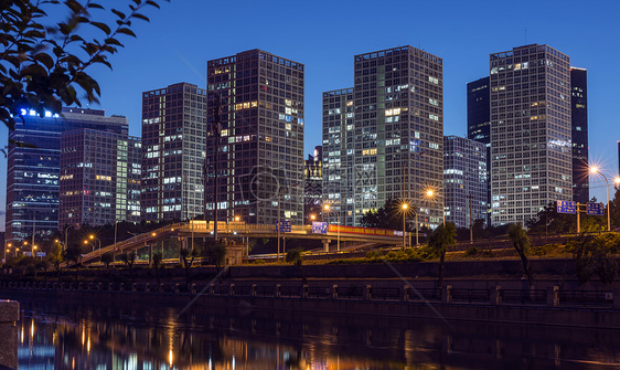 城市夜景图片