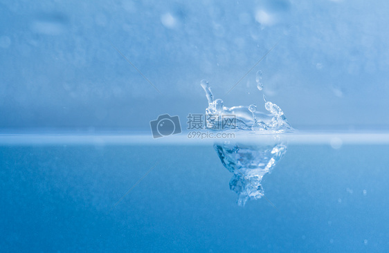 水滴水花水珠微距图片