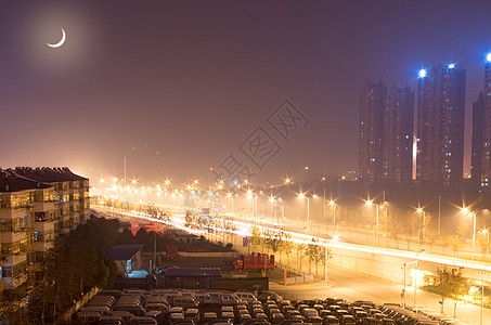 月夜下的城市图片