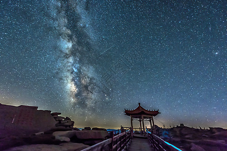 夜空银河图片