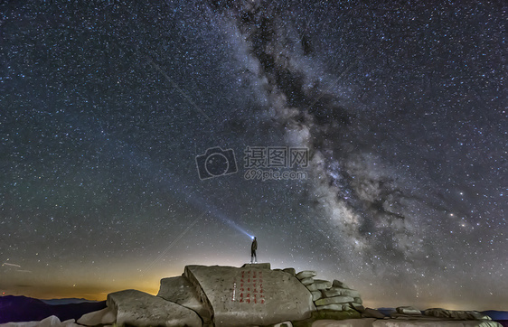 夜空银河图片